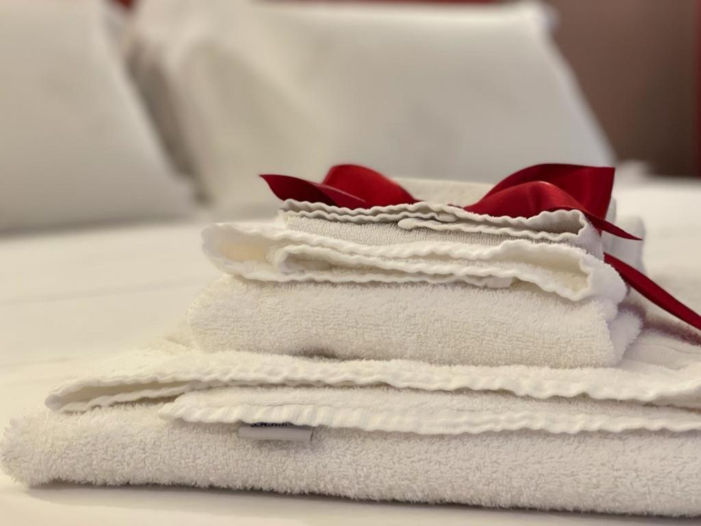 B&B Romeo Luxury Rooms 카타니아 외부 사진