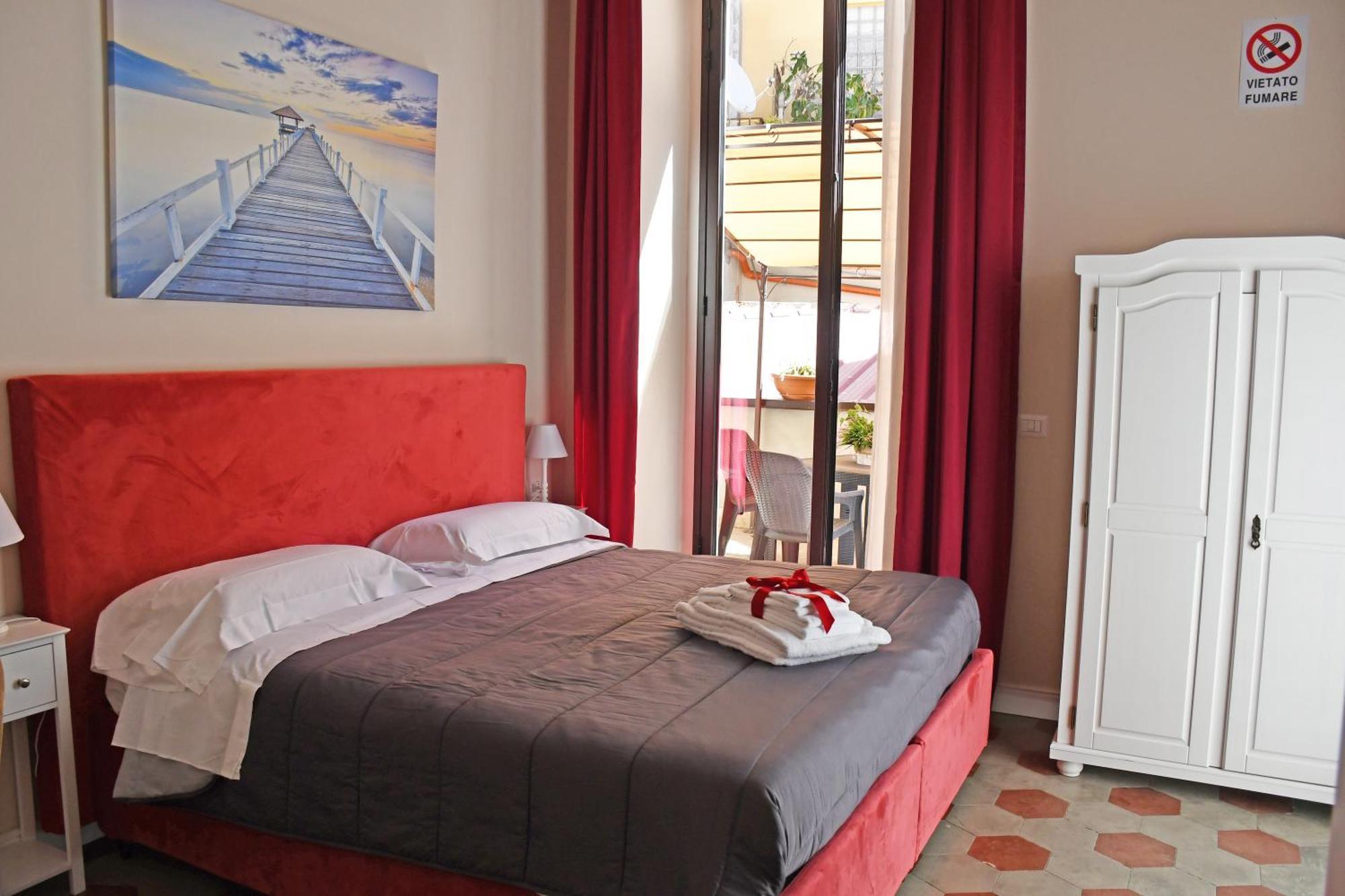 B&B Romeo Luxury Rooms 카타니아 외부 사진