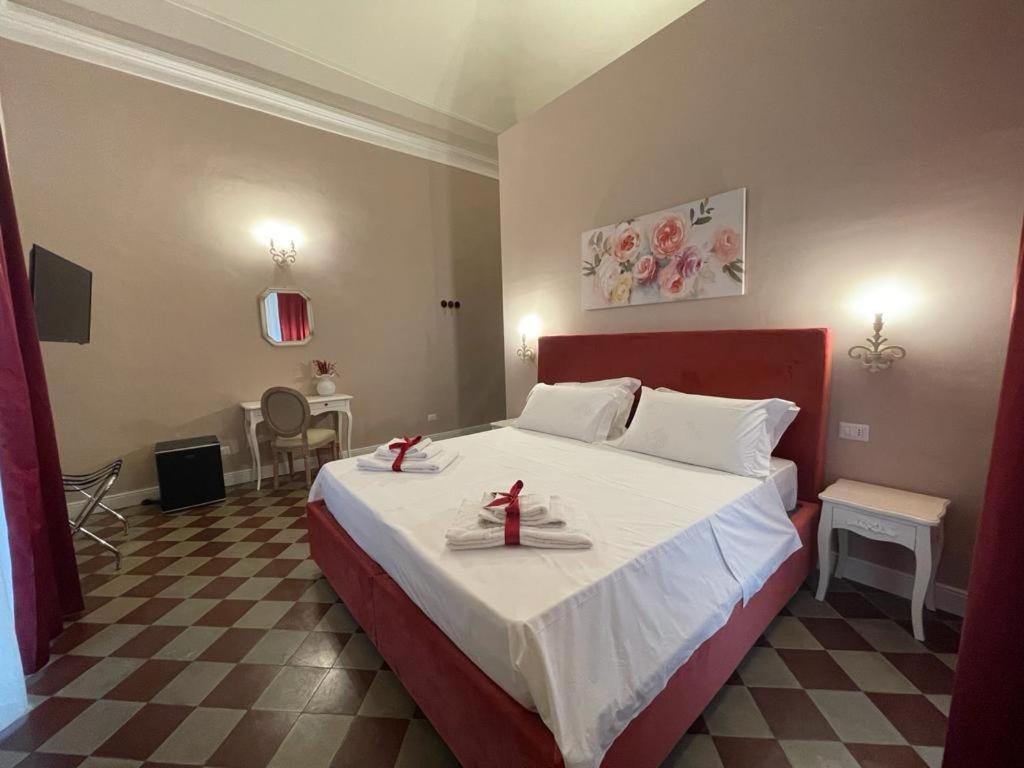 B&B Romeo Luxury Rooms 카타니아 외부 사진